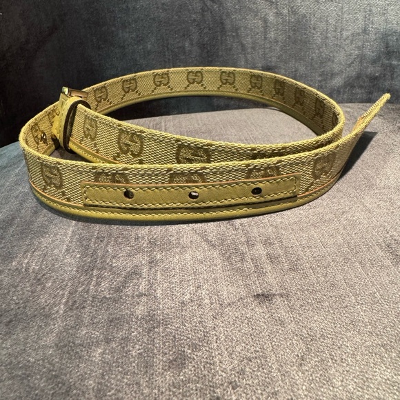Gucci Authentic Vintage Belt - Picture 4 of 7